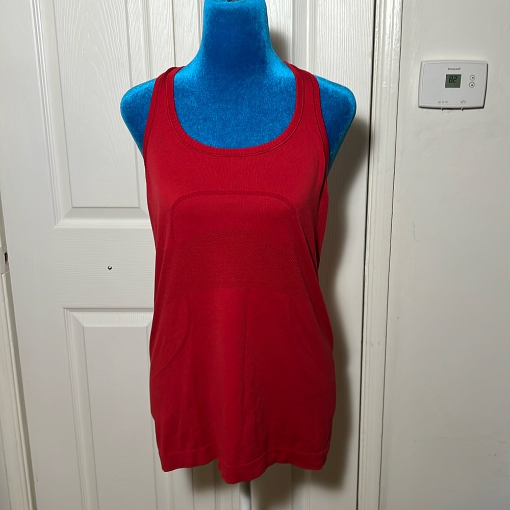 Lululemon Athletica Run Swiftly Tank Red 10